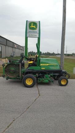 Image of John Deere 9009A equipment image 1