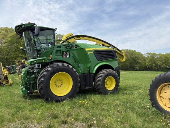 2024 John Deere 9500 Equipment Image0