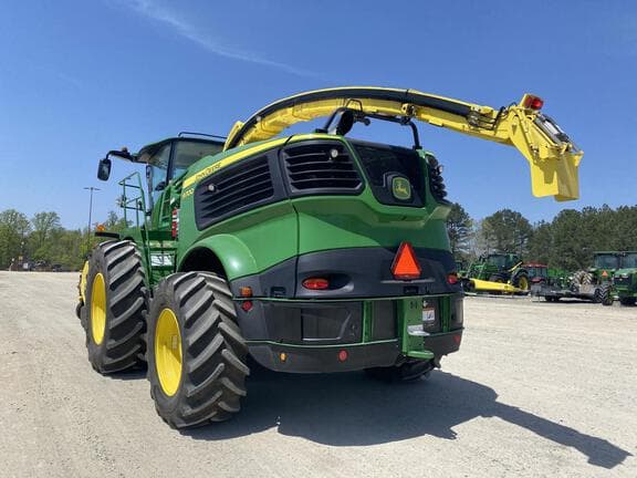 Image of John Deere 9700 equipment image 3