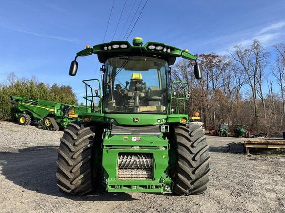 Image of John Deere 9700 equipment image 4