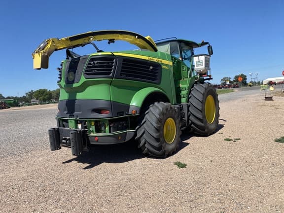 Image of John Deere 9700 equipment image 4