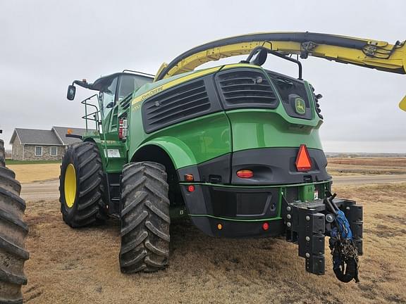 Image of John Deere 9700 equipment image 4