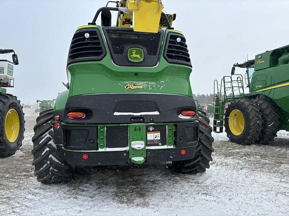 Image of John Deere 9700 equipment image 2