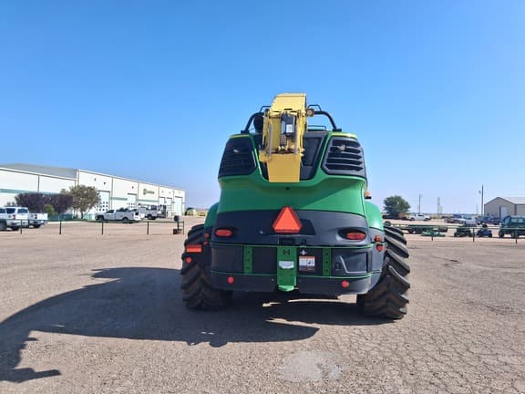 Image of John Deere 9700 equipment image 3