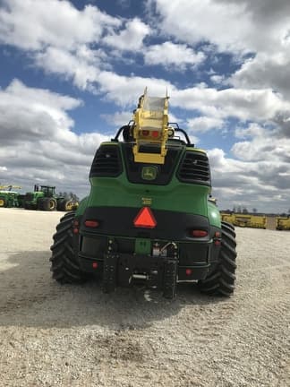 Image of John Deere 9700 equipment image 3