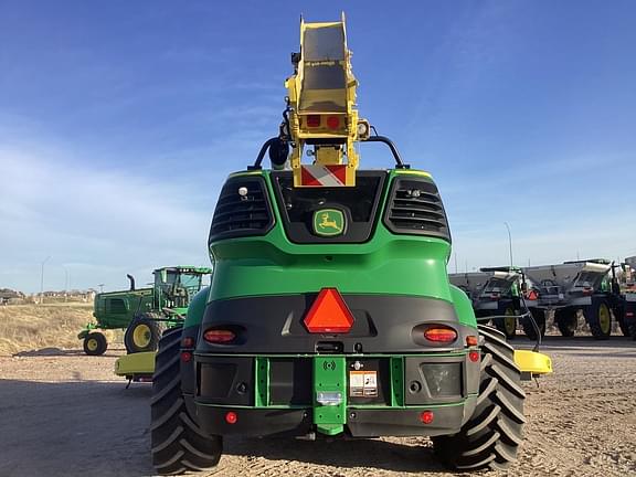 Image of John Deere 9700 equipment image 4