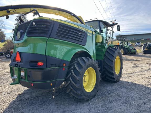 Image of John Deere 9700 equipment image 3