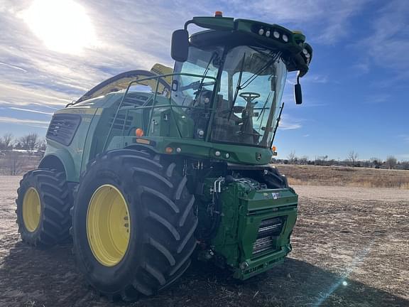 Image of John Deere 9700 equipment image 3