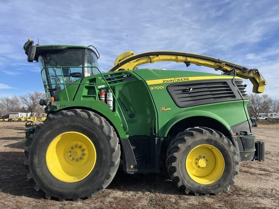 Image of John Deere 9700i equipment image 3