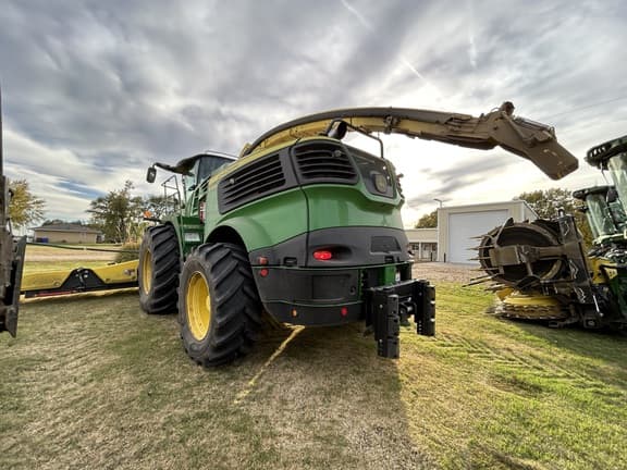 Image of John Deere 9700 equipment image 3