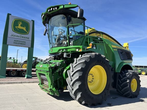 Image of John Deere 9900 Primary image