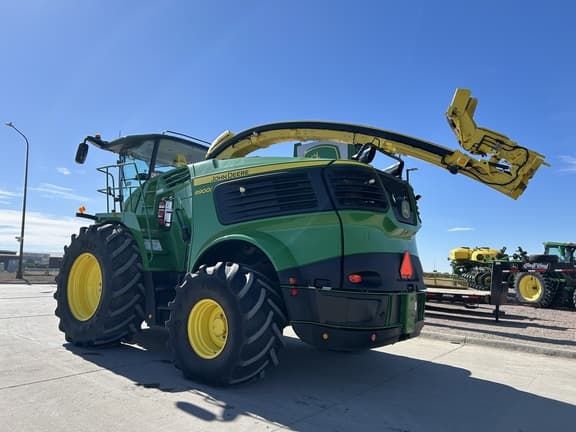 Image of John Deere 9900 equipment image 1