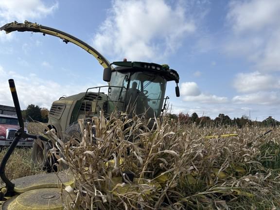 Image of John Deere 9900 equipment image 2