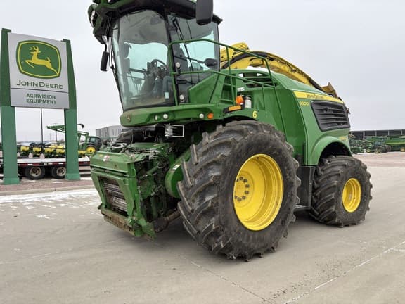 Image of John Deere 9900 Primary image