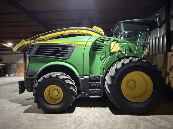 Image of John Deere 9900 Primary image