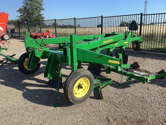 Image of John Deere 995 equipment image 2