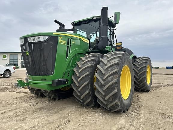 Image of John Deere 9R 390 equipment image 1