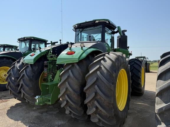 Image of John Deere 9R 390 equipment image 2