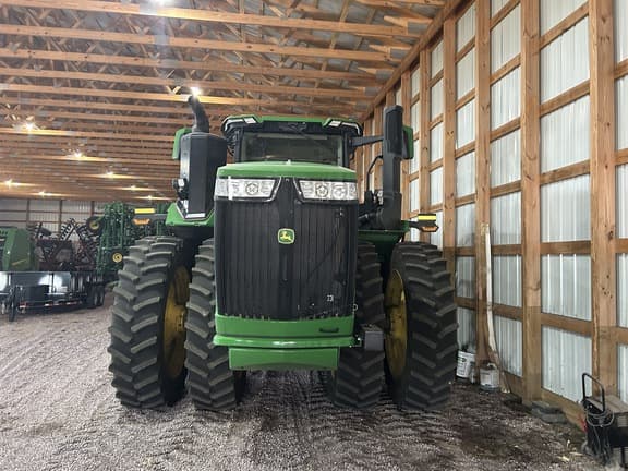 Image of John Deere 9R 390 equipment image 2