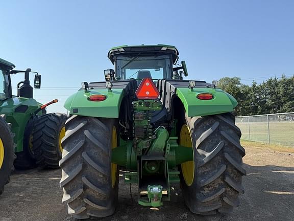 Image of John Deere 9R 390 equipment image 3