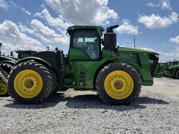 Image of John Deere 9R 390 equipment image 3