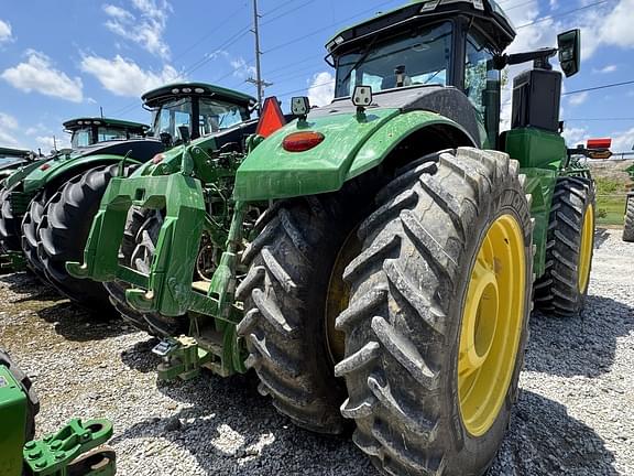 Image of John Deere 9R 390 equipment image 4