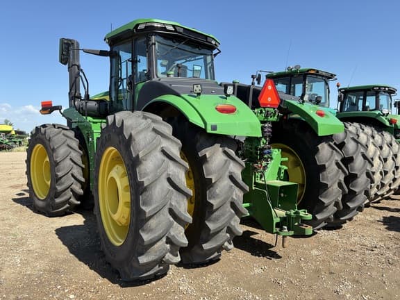 Image of John Deere 9R 390 equipment image 4