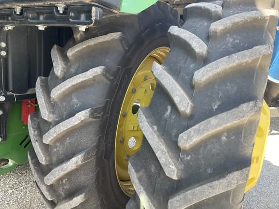 Image of John Deere 9R 440 equipment image 4