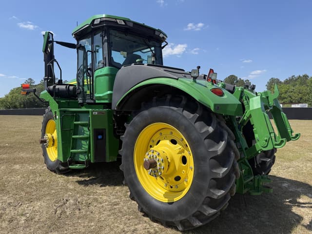 Image of John Deere 9R 440 equipment image 2