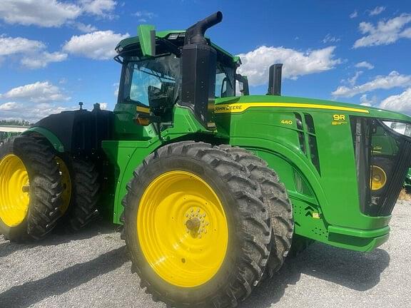 Image of John Deere 9R 440 equipment image 1