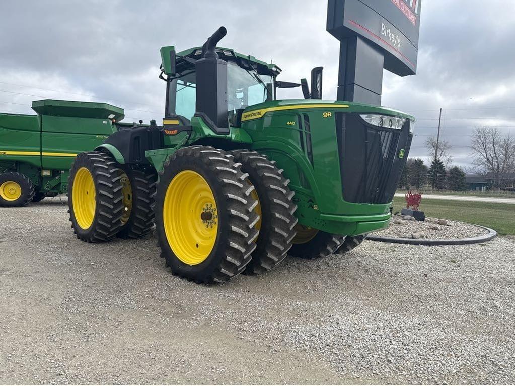 Image of John Deere 9R 440 Primary image