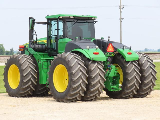 Image of John Deere 9R 440 equipment image 2