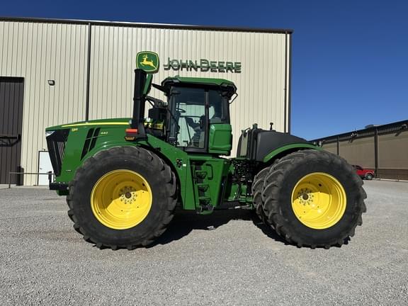 Image of John Deere 9R 440 equipment image 1