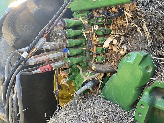 Image of John Deere 9R 440 equipment image 3