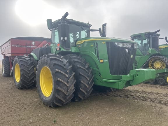 Image of John Deere 9R 440 equipment image 4