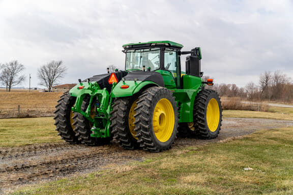 Image of John Deere 9R 440 equipment image 4