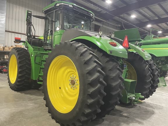 Image of John Deere 9R 440 equipment image 4