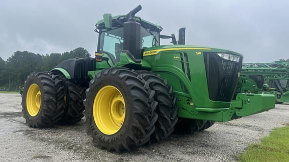 Image of John Deere 9R 440 equipment image 1