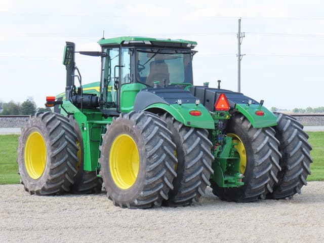 Image of John Deere 9R 440 equipment image 4