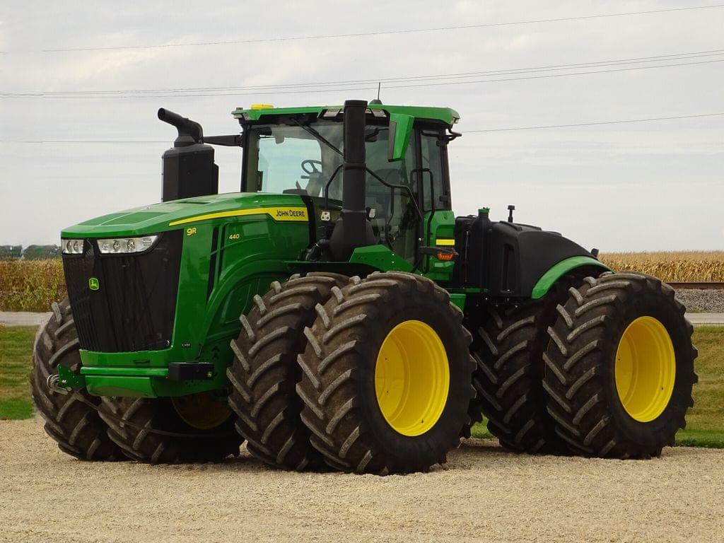 Image of John Deere 9R 440 Primary image