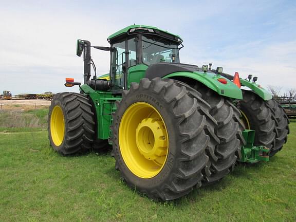 Image of John Deere 9R 440 equipment image 1