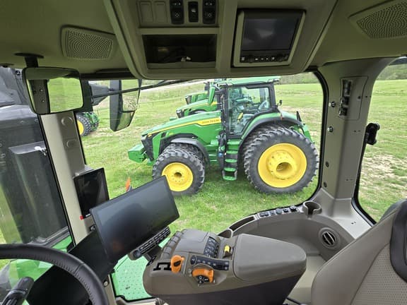 Image of John Deere 9R 440 equipment image 4