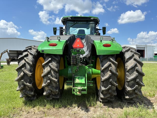 Image of John Deere 9R 440 equipment image 4