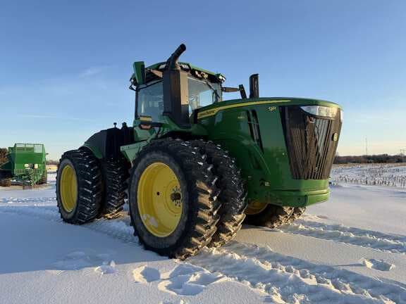 Image of John Deere 9R 440 equipment image 1