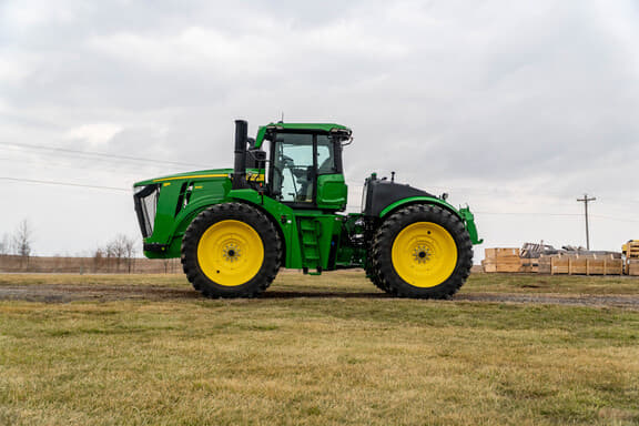 Image of John Deere 9R 440 equipment image 1