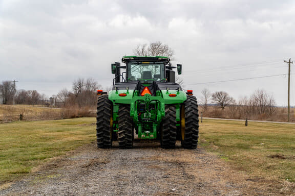 Image of John Deere 9R 440 equipment image 3