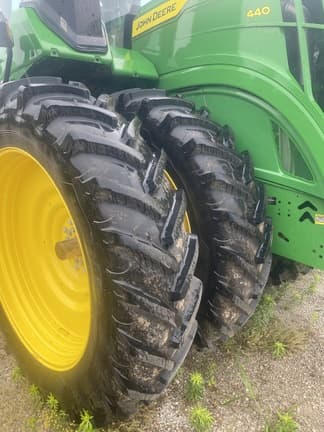 Image of John Deere 9R 440 equipment image 3