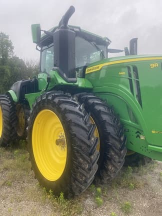Image of John Deere 9R 440 equipment image 1