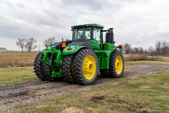 Image of John Deere 9R 440 equipment image 4