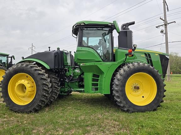Image of John Deere 9R 440 equipment image 1